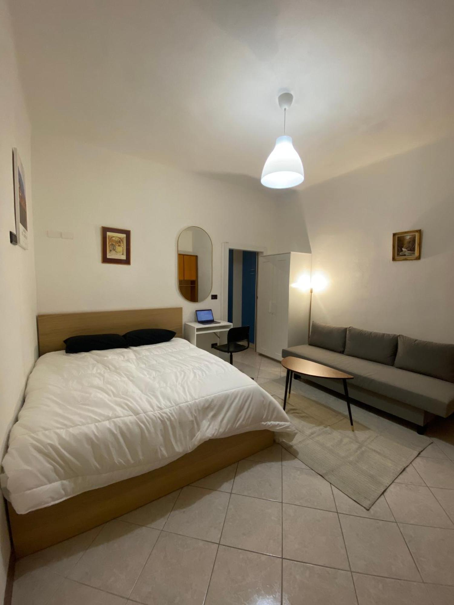Lake Front Apartments, Lecco Δωμάτιο φωτογραφία
